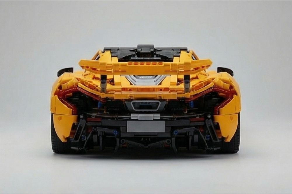 McLaren P1